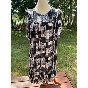 Go Softly Patio Womens Black & White Patchwork Dress Comfy Mumu L Missing Tag